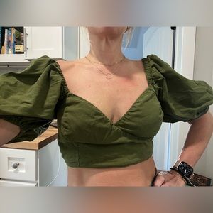 Farm Rio 🇧🇷puff sleeve crop top